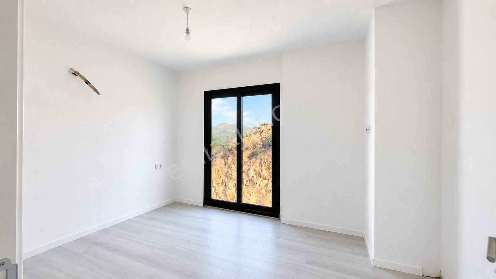 Bodrum'da Satılık Müstakil Ev Tek Katlı Büyük Bahçeli Yeni Villa - Görsel 22