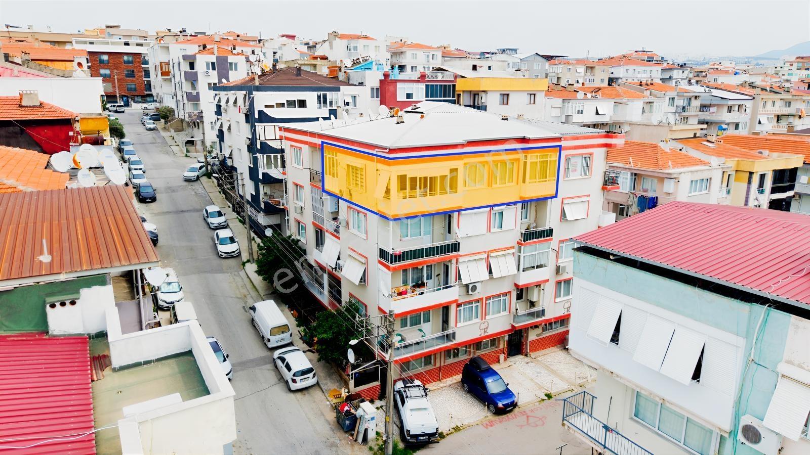 Buca'nın Kalbinde Açık Otoparklı Geniş 3+1 Daire