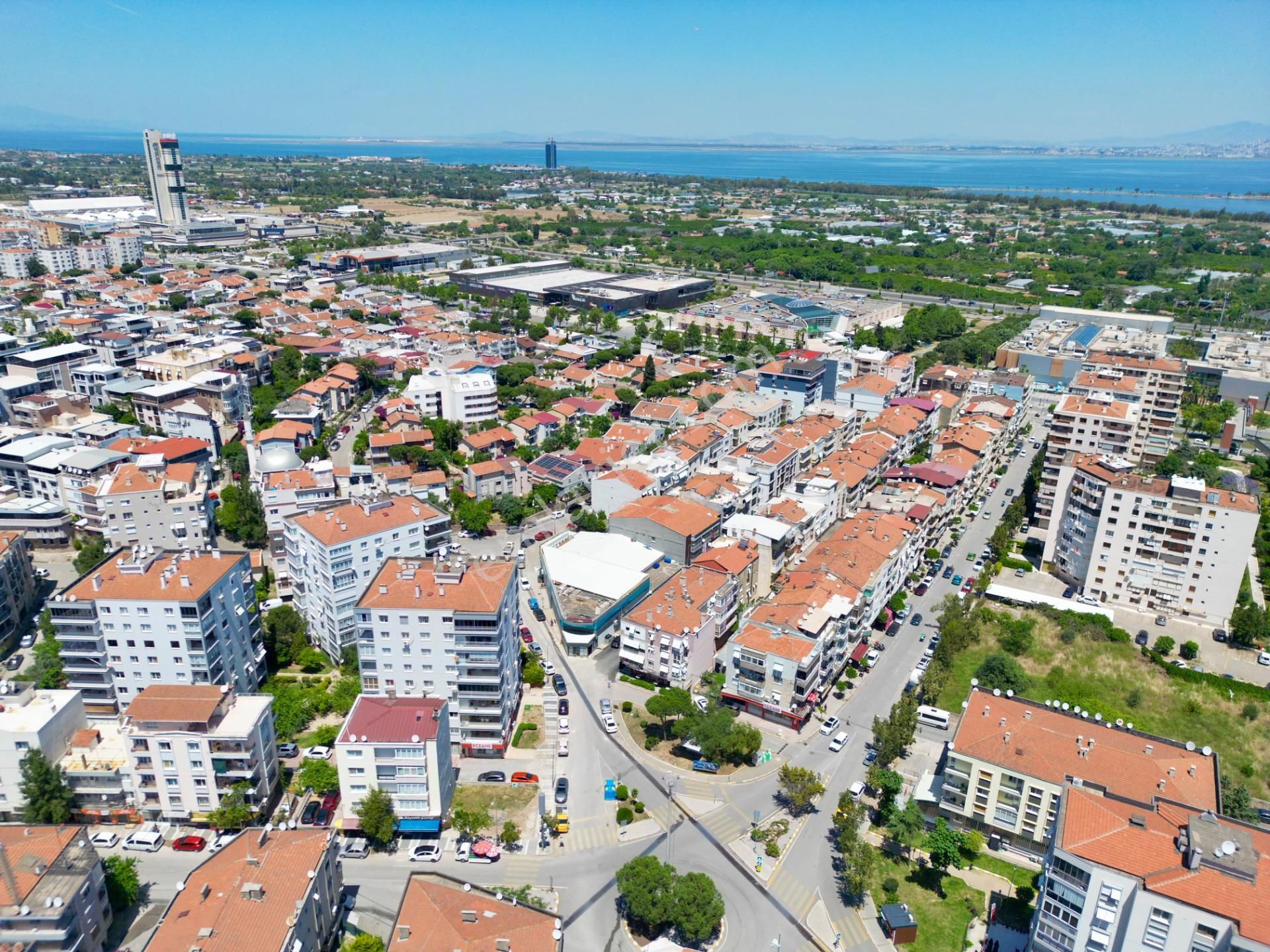 Balçovada Kurumsal Kiracılı Yüksek Getirili Ticari Yatırım - Görsel 7