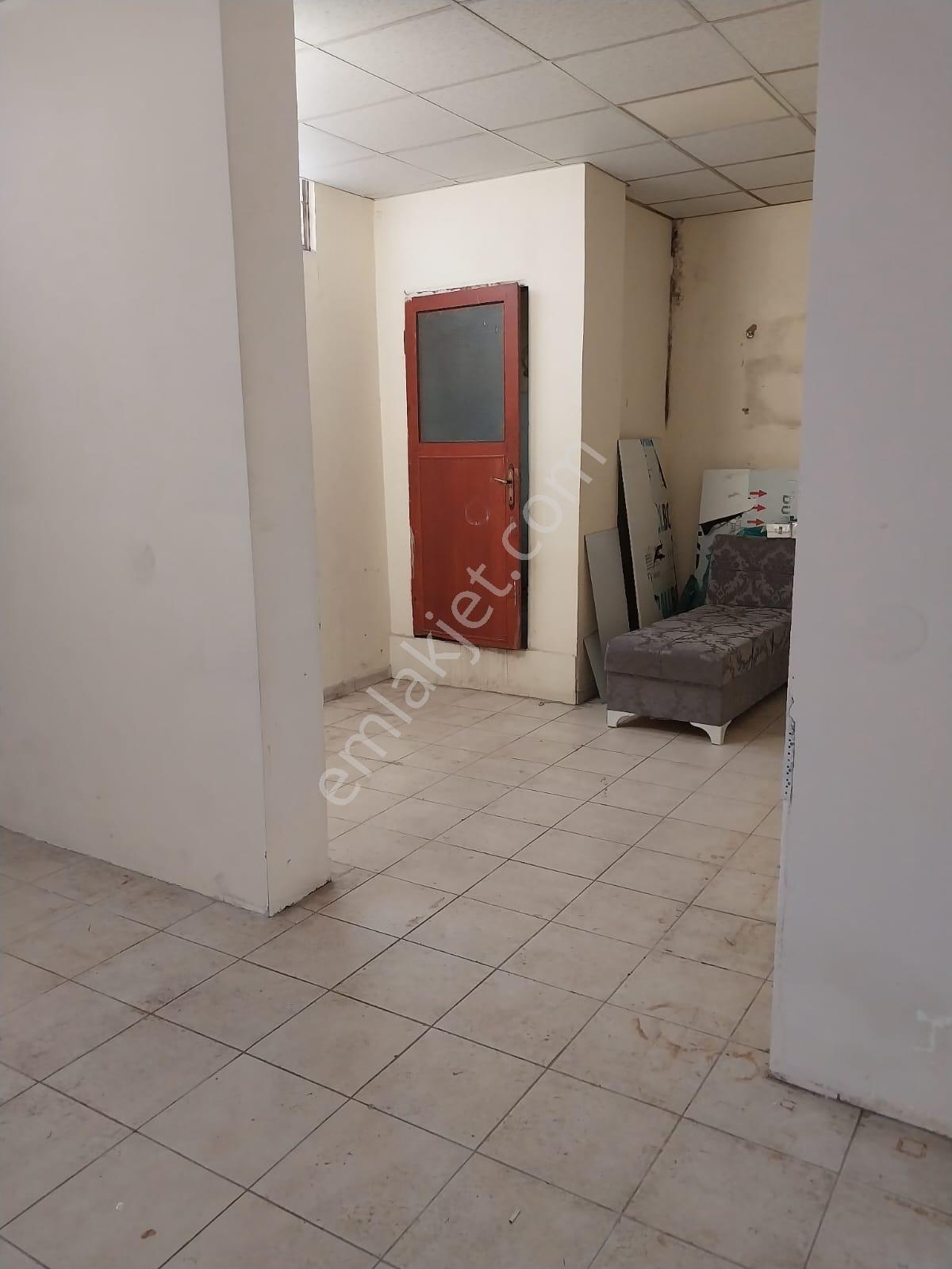 Mevlana Muammer Aksoy Caddesi Üzerinde Kiralık 140m2 Dükkan - Görsel 3