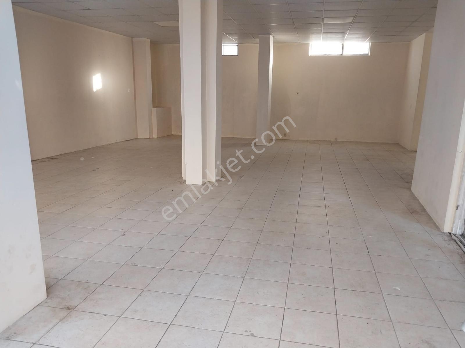 Mevlana Muammer Aksoy Caddesi Üzerinde Kiralık 140m2 Dükkan - Görsel 12
