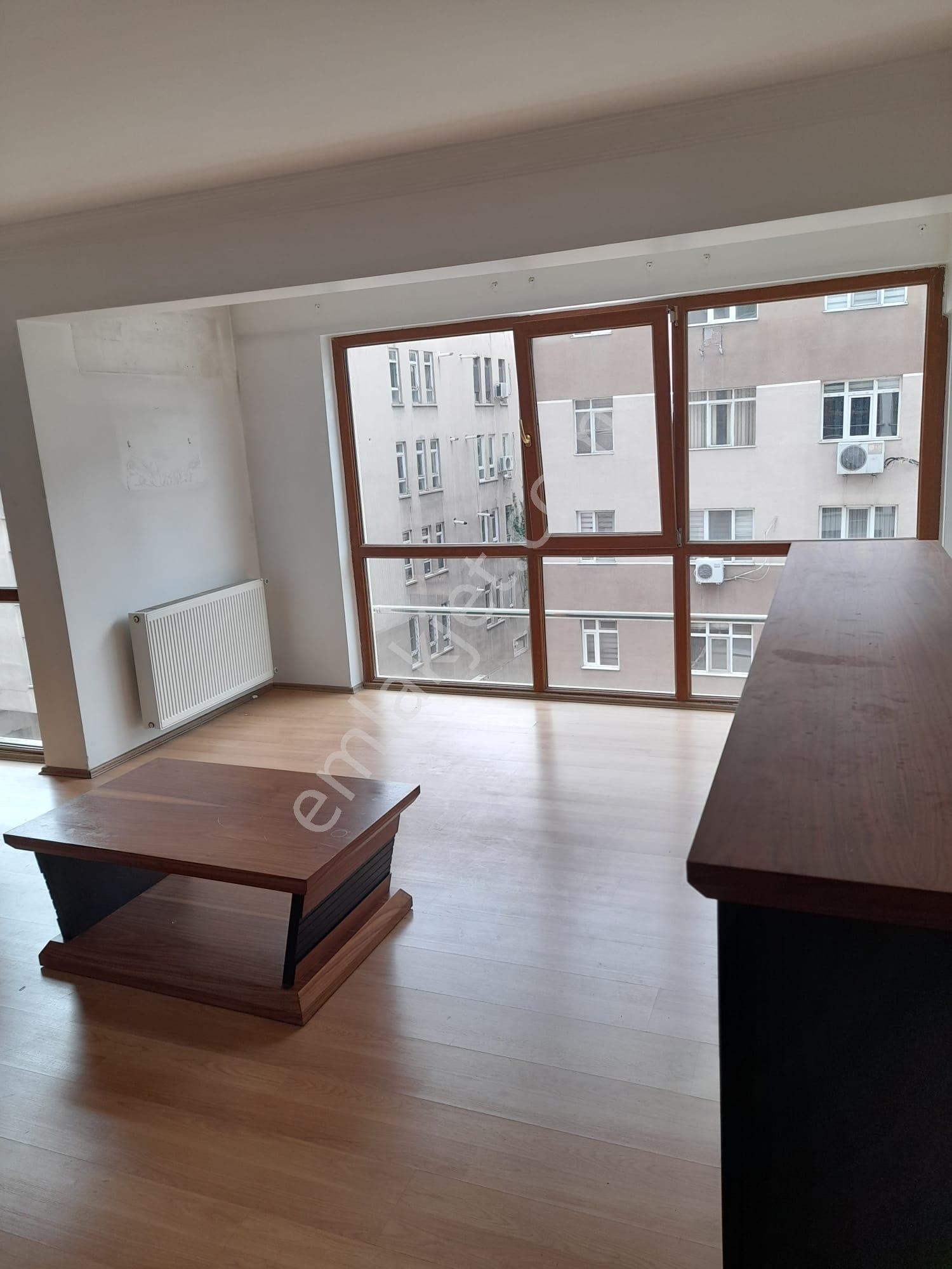 Strazburg Cad. Metro Yanı Kiralık Ofis - Görsel 16