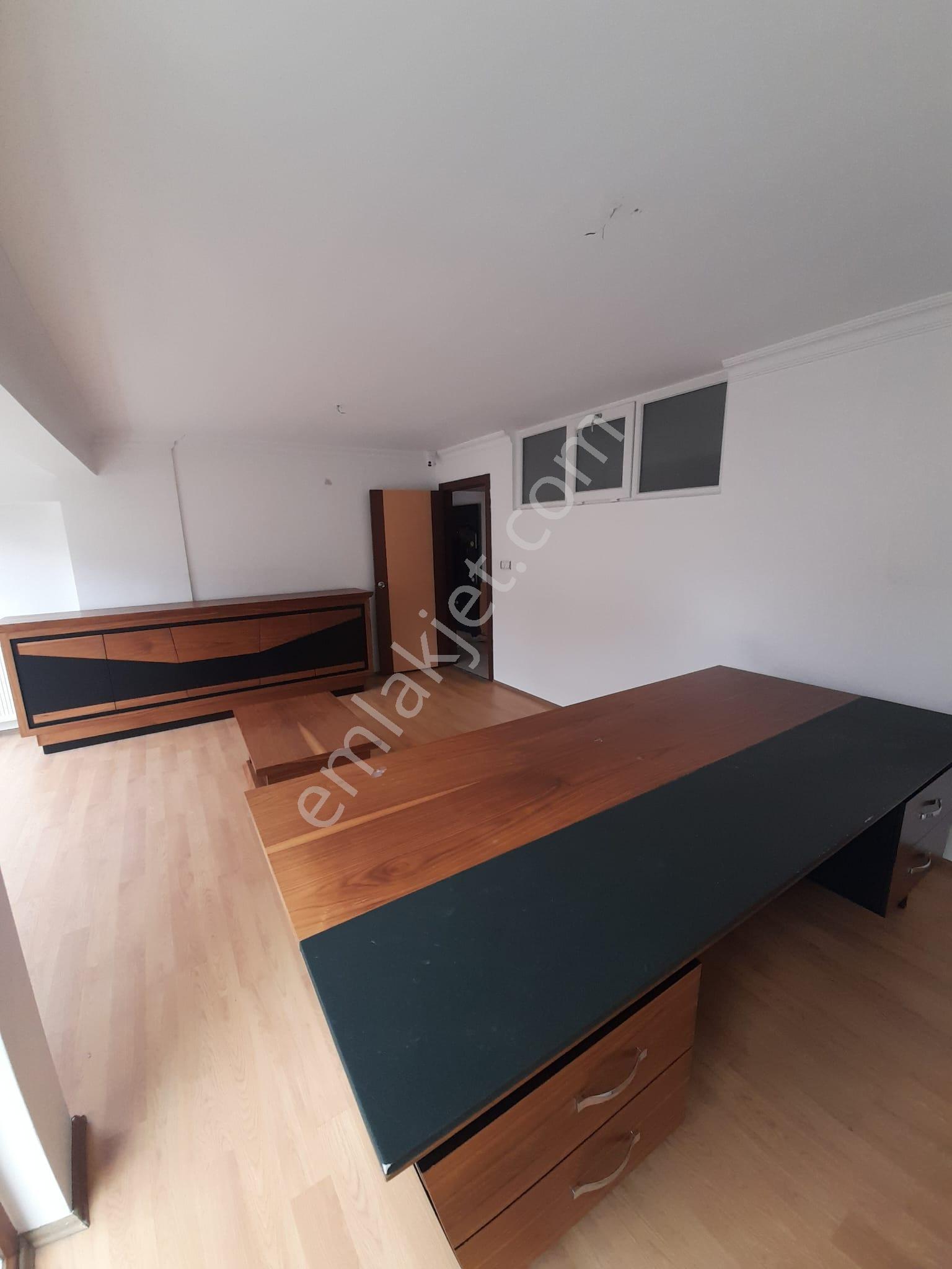 Strazburg Cad. Metro Yanı Kiralık Ofis - Görsel 11