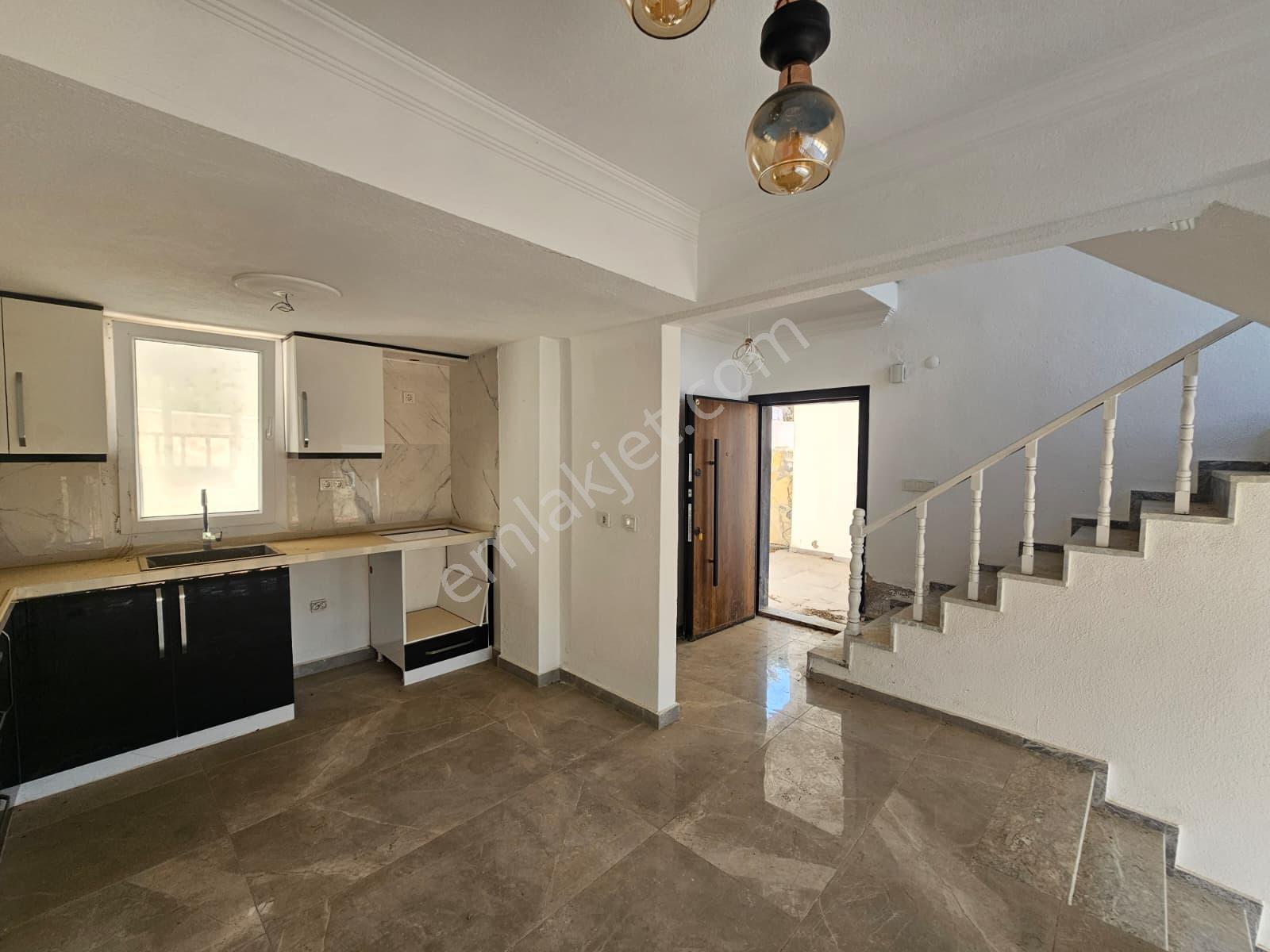 Muğla Bodrum Güllük Deniz Manzaralı Satılık Müstakil Villa - Görsel 24