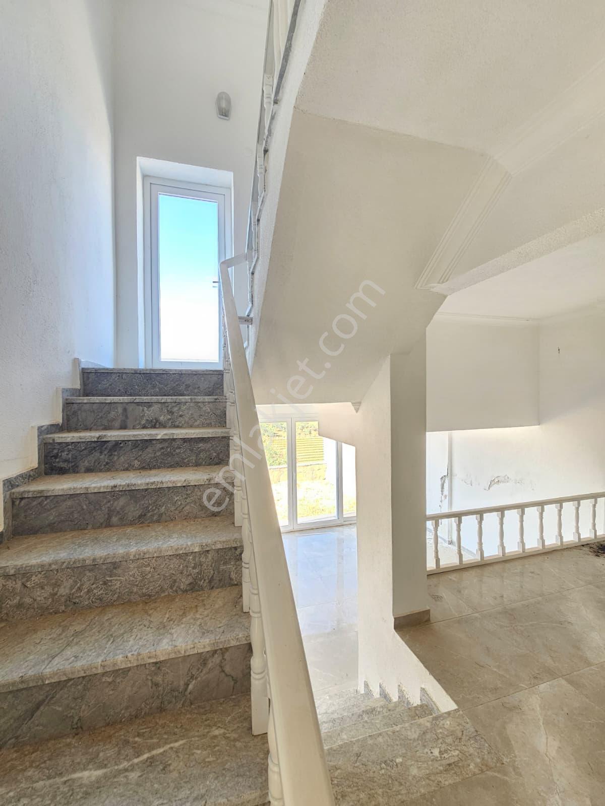 Muğla Bodrum Güllük Deniz Manzaralı Satılık Müstakil Villa - Görsel 23
