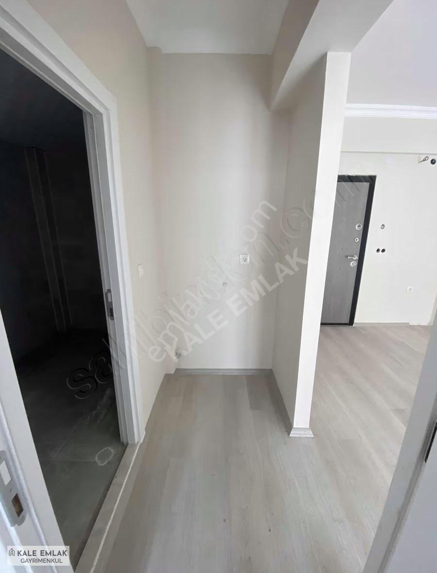 Acil Satılık Şeyhcui'de Sıfır 1+1 Satılık Daire - Görsel 9