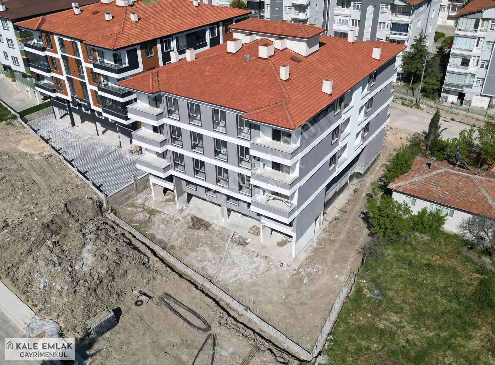 Kale Emlak'tan Suluova'da Satılık Sıfır 3+1 Daire - Görsel 7