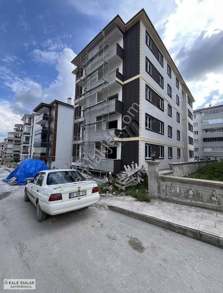 Kale Emlak'tan Merkezi Konumda Sıfır 1+1 Satılık Daire