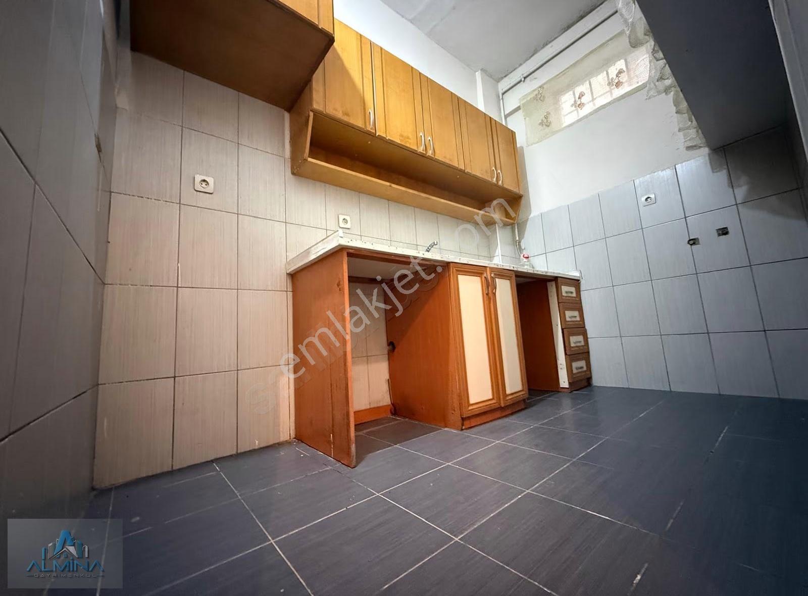 Almina'dan Emekte Metroya 5 Dk Mesafede 2+1 Aile Tipi Kiralık - Görsel 14