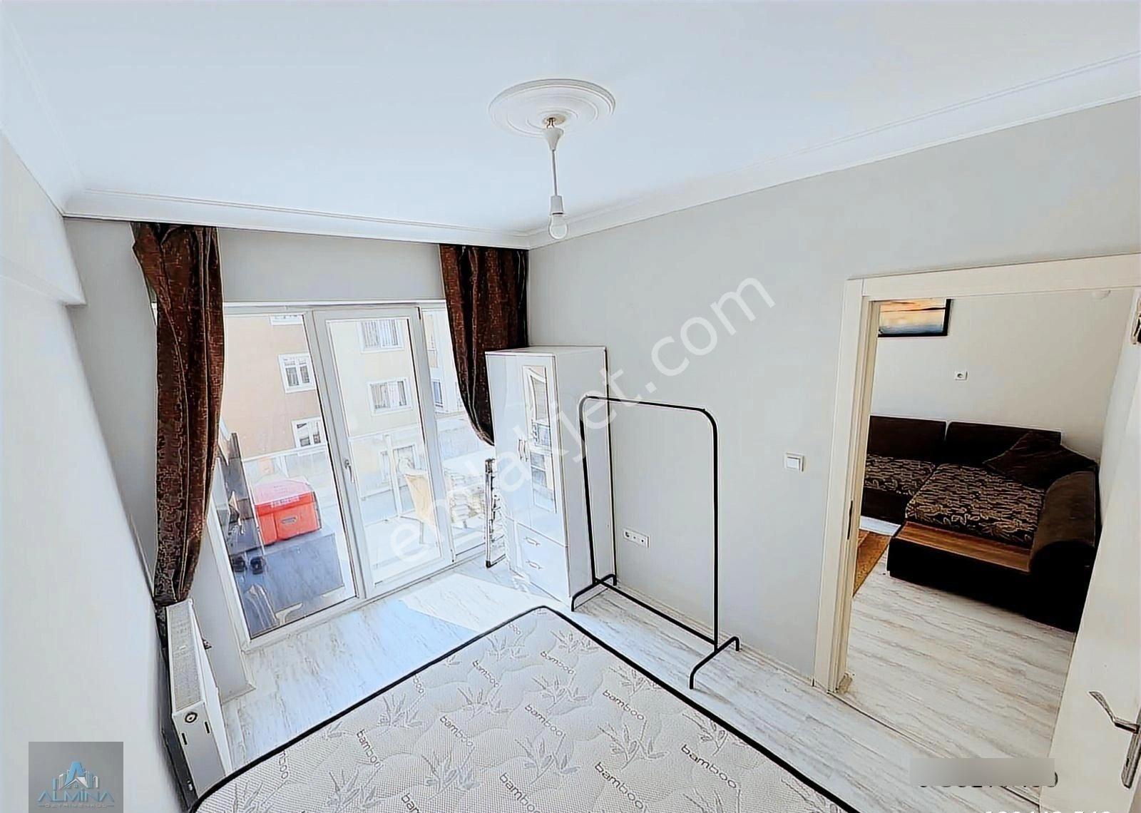 Almina'dan Siteler Bölgesinde Geniş 1+1 Kiralık Daire - Görsel 11