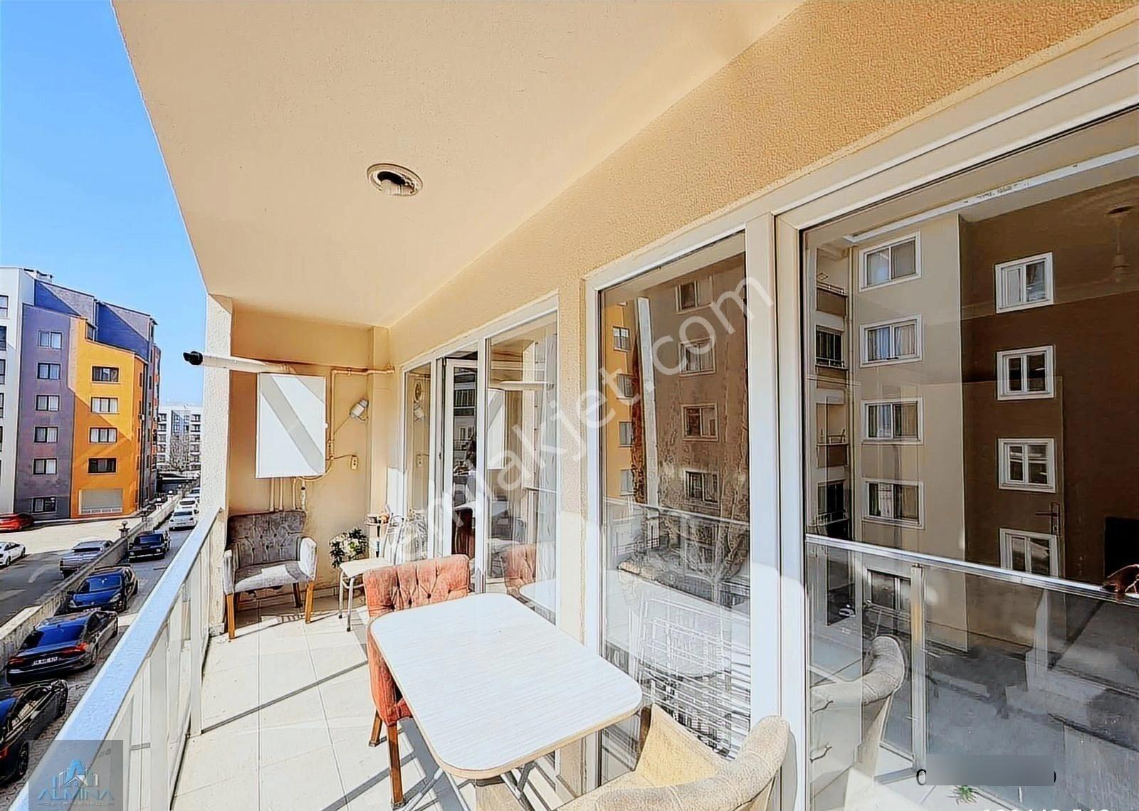 Almina'dan Siteler Bölgesinde Geniş 1+1 Kiralık Daire - Görsel 14