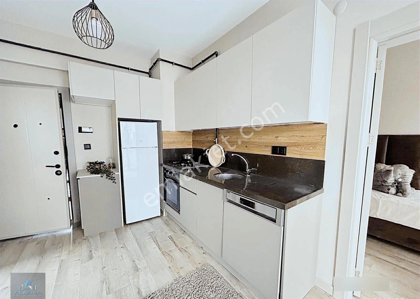 Alminadan Sıfır Site İçi 2+1 Özel Tasarım Kiralık Daire - Görsel 4