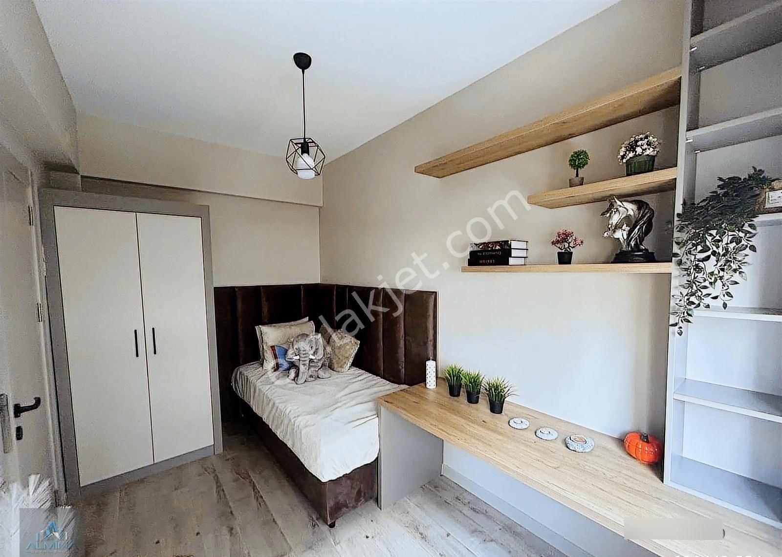 Alminadan Sıfır Site İçi 2+1 Özel Tasarım Kiralık Daire - Görsel 9