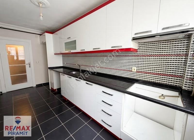Bulgurlu Caddesine 1. Paralelde 2+1 Geniş Ve Ferah Kiralık Daire - Görsel 6