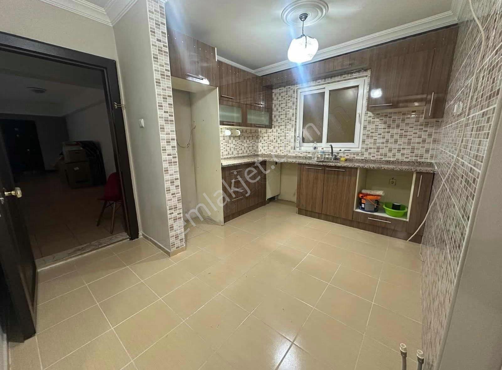 Çarşı Merkez 2+1 Asansörlü Arakat Otoparklı Daire - Görsel 11