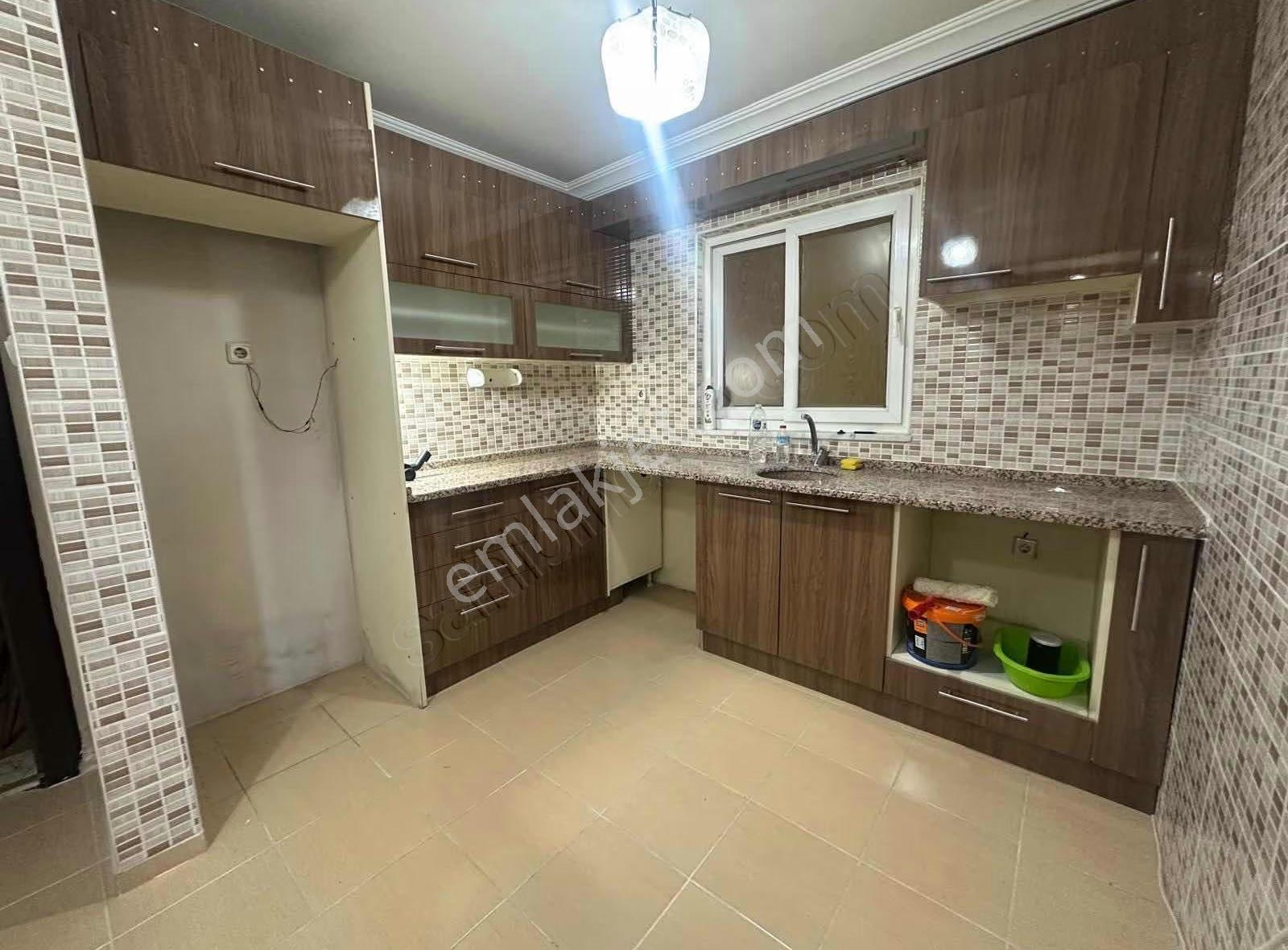 Çarşı Merkez 2+1 Asansörlü Arakat Otoparklı Daire - Görsel 15