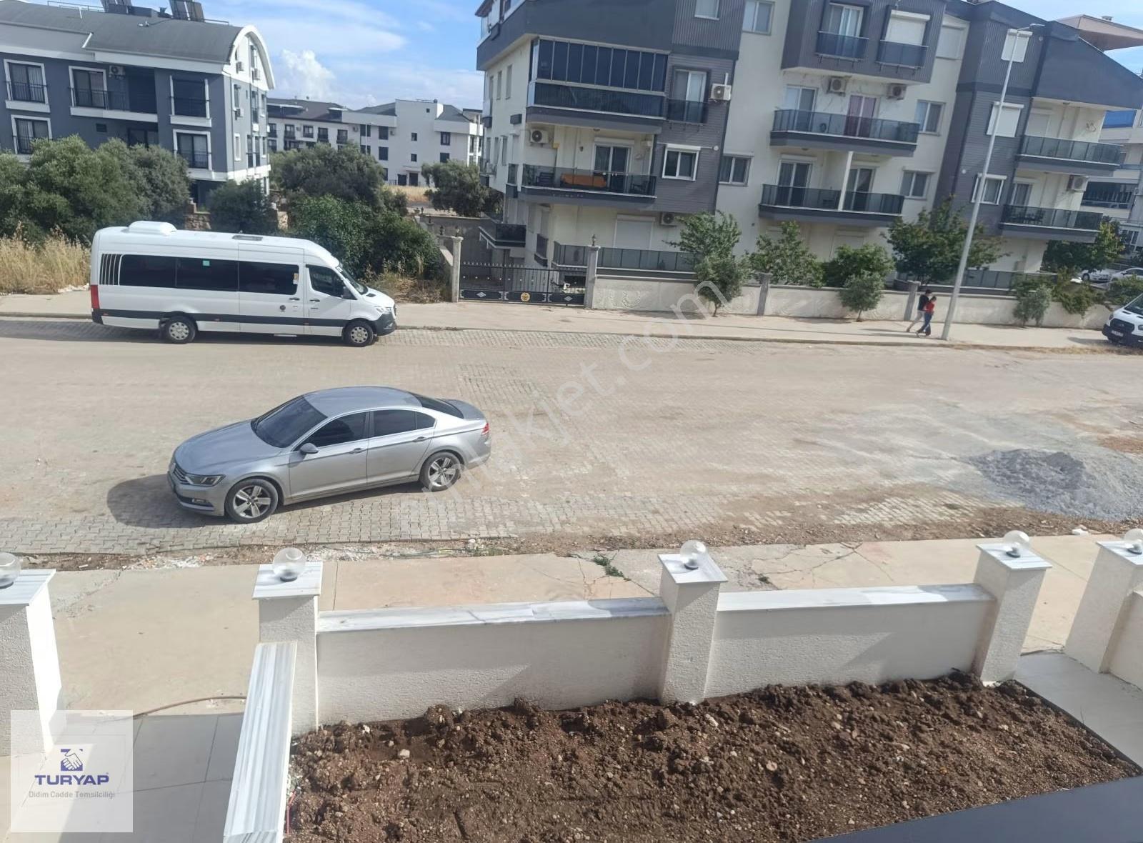 Didim Merkezde Cumartesi Pazarı Yanı Sıfır Asansörlü 2+1 - Görsel 9