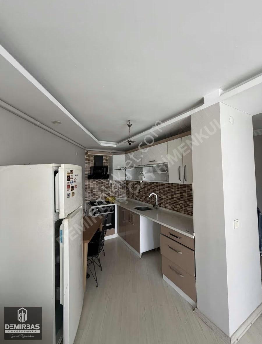 Demirbaş Gayrimenkulden Üni.böl. Satılık Eşyalı 2+1 Daire - Görsel 2