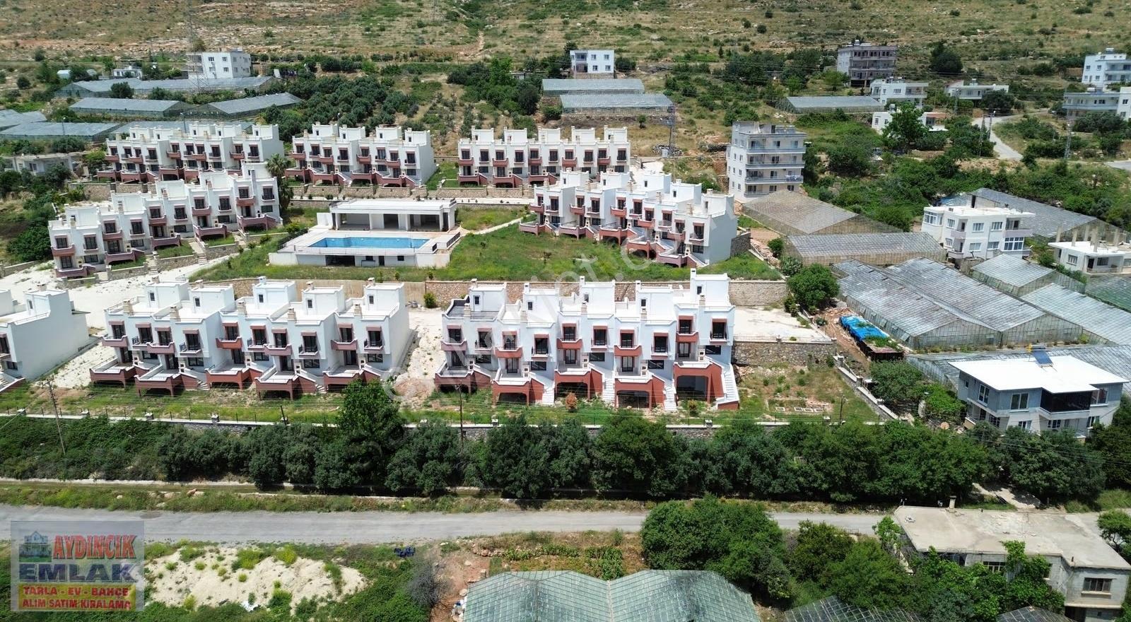 Aydıncık Emlaktan Satılık Villa Havuzu - Görsel 8