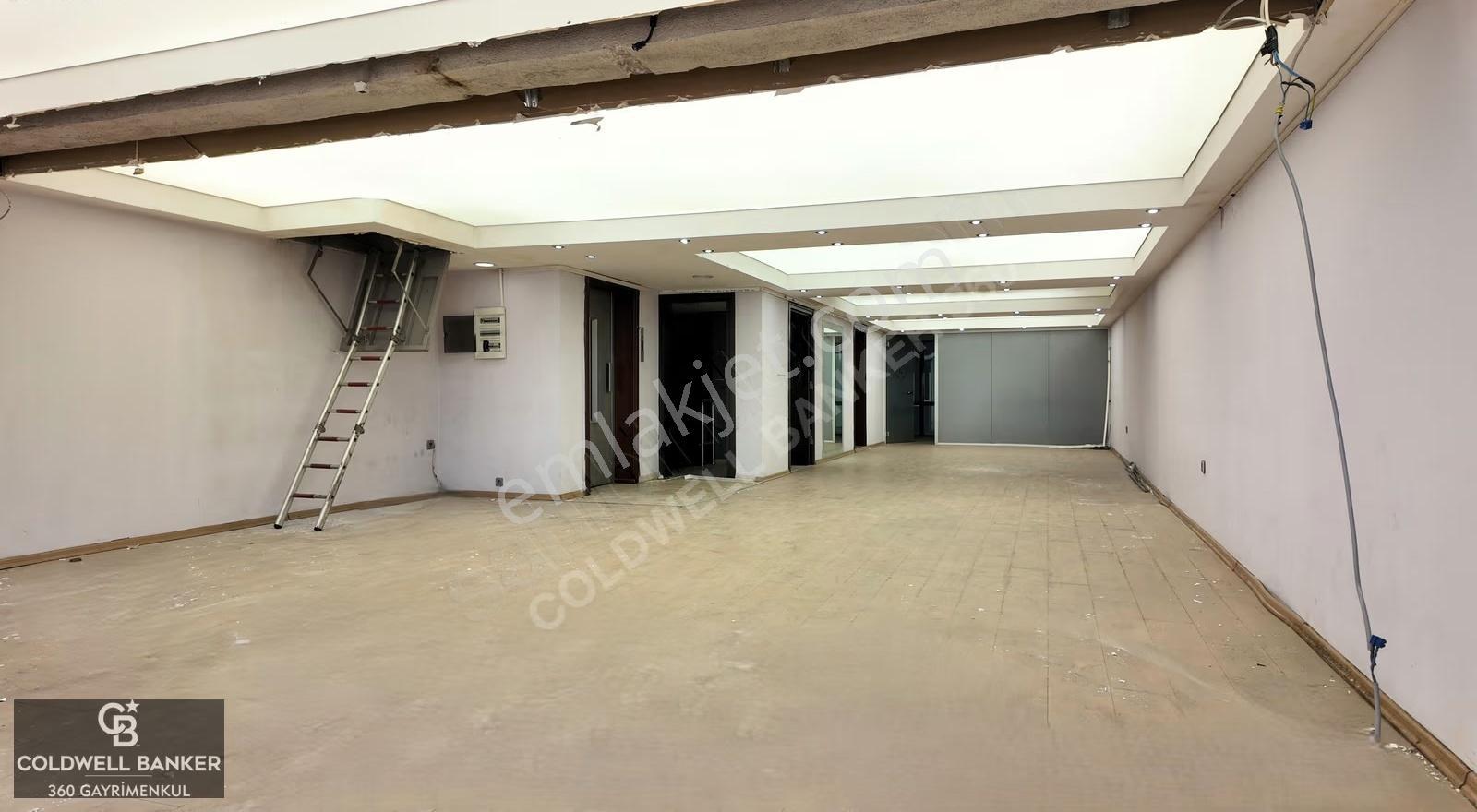 Yeşillik Caddesinde Kurumsal Firmalara 700 M² Prestijli Bina - Görsel 14