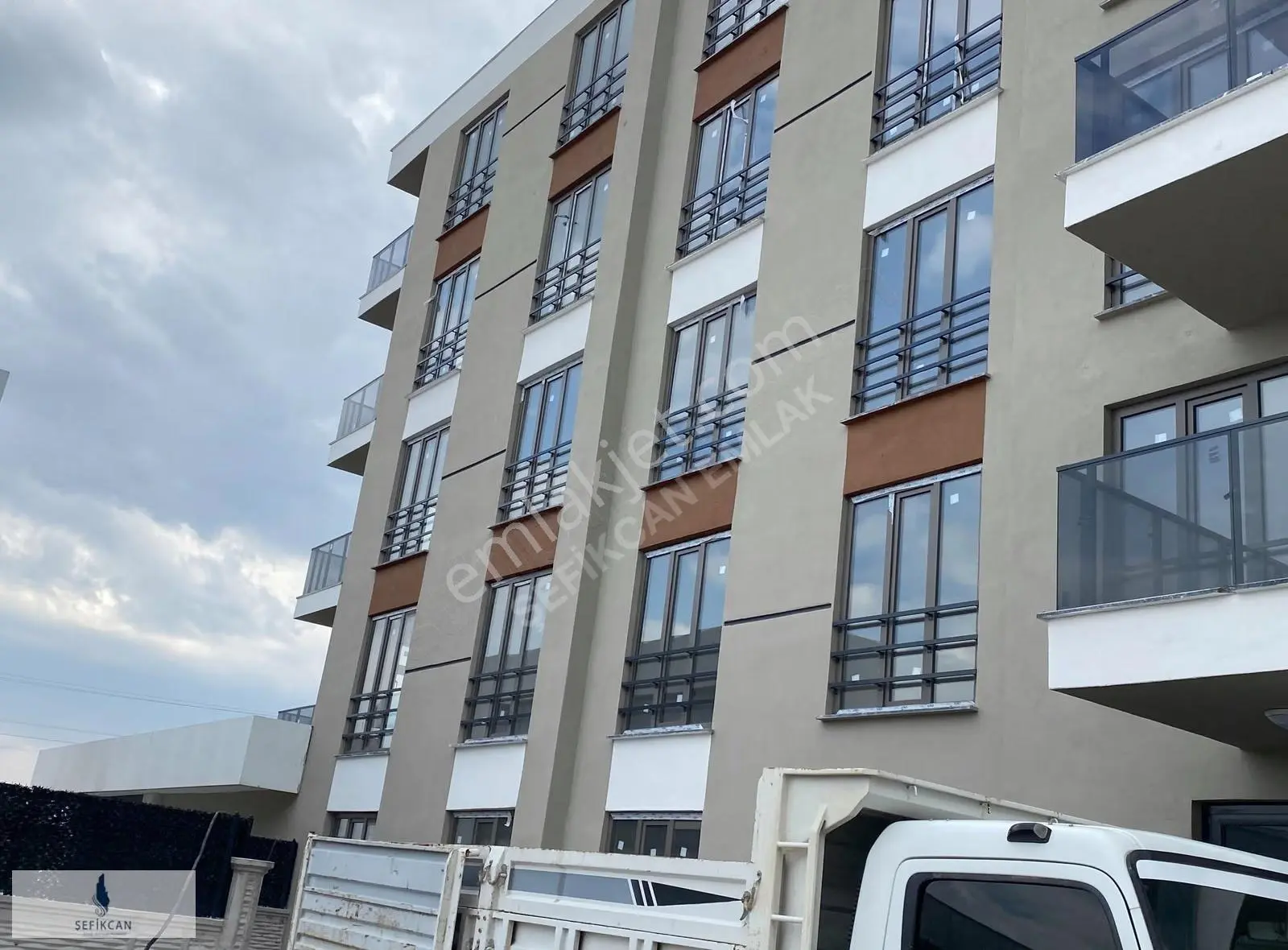 Şehir Hastanesi Yakını Eşyalı Kiralık Stüdyo Daire (0 Yaş) - Görsel 2