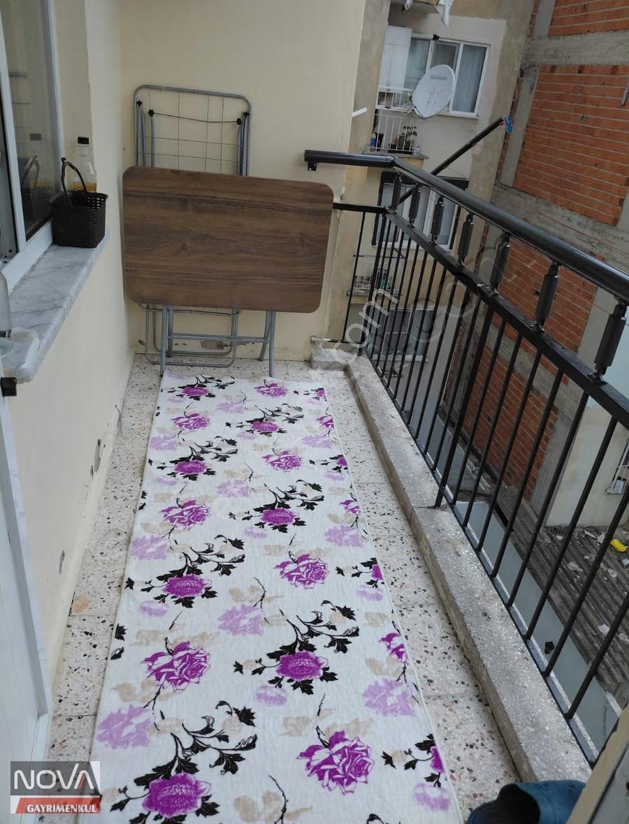 Manisa Alaybey Mah. 2+1 3.balkon Satılık Hesaplı Arakat Daire - Görsel 3