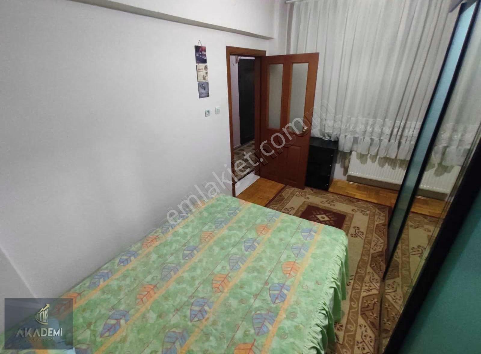 Akademi'den Aöf Yakını Eşyalı Abonelikleri Açık Kiralık 3+1 - Görsel 5