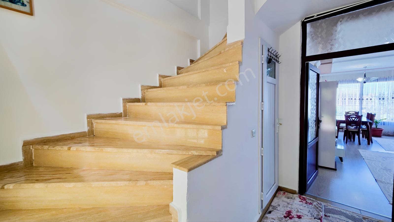 Gündoğan Sahil Sitesinde Kiralık Dubleks Villa - Görsel 7
