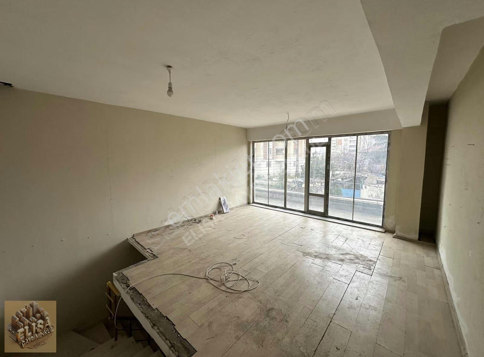 Yıldırım Beyazıt Pazar Yeri Yakını 2 Katlı 70m2 Düz Giriş Dükkan - Görsel 3