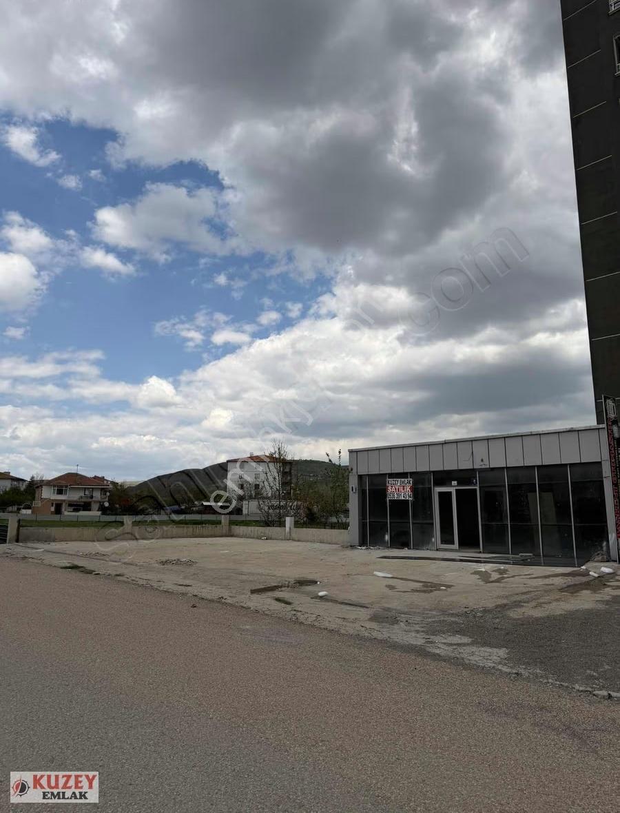 Kuzey Emlaktan 130 M2 Kiralık Dükkkan - Görsel 4
