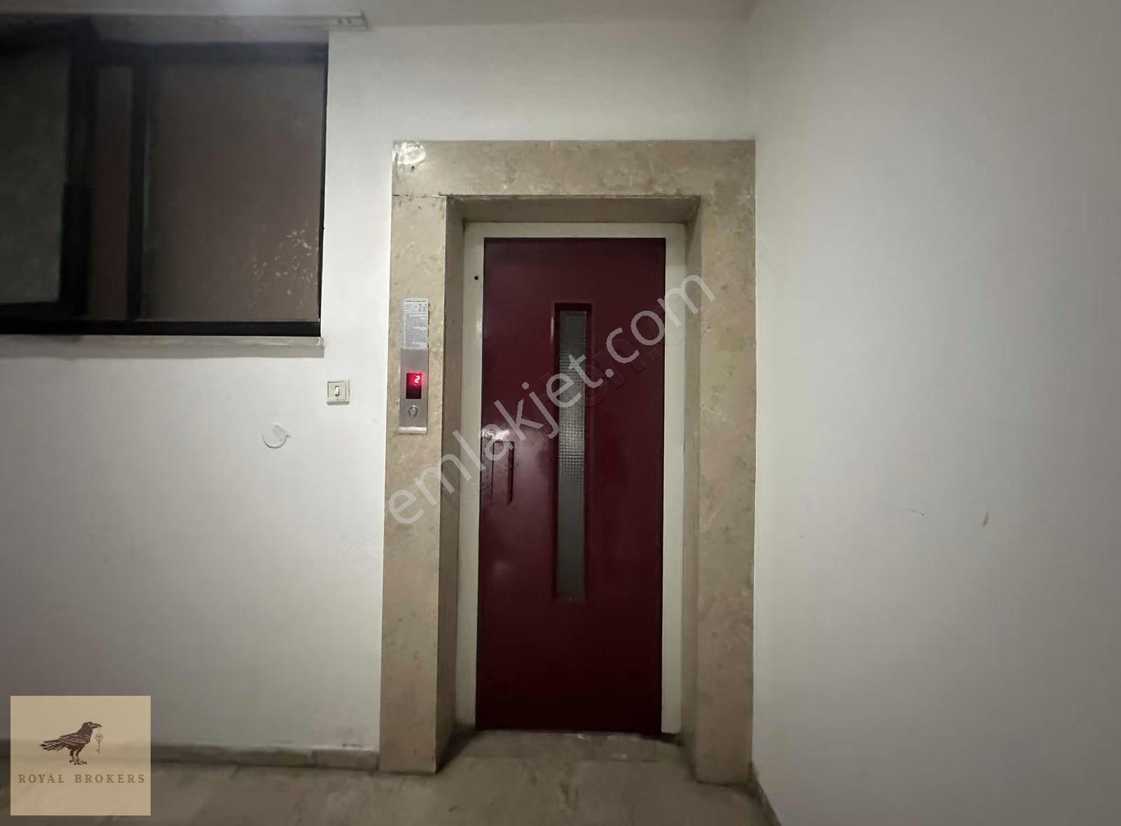 Turan Güneş Bulvarı Üzerinde Yapılı, Teraslı Kiralık Ofis - Görsel 21