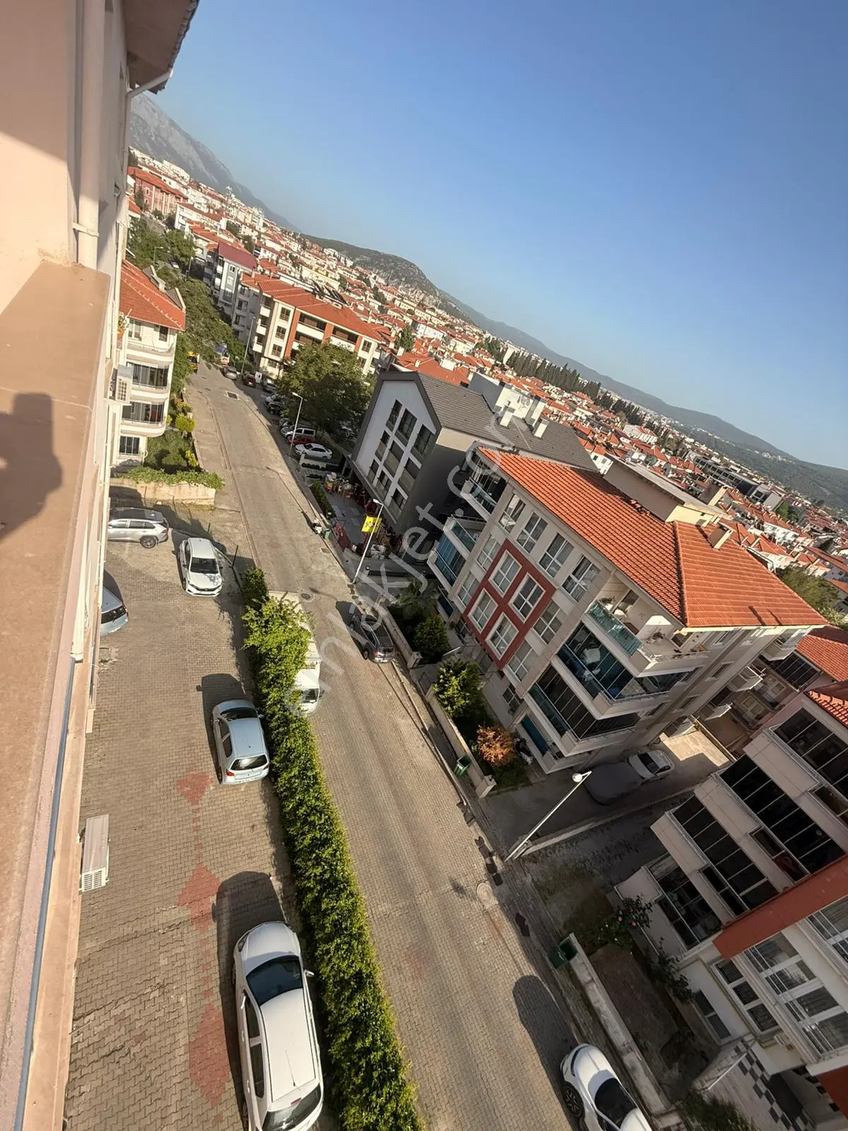 Muğla Muslihittin Mah. Kiralık 3+1 Asansörlü 145 M² Bakımlı