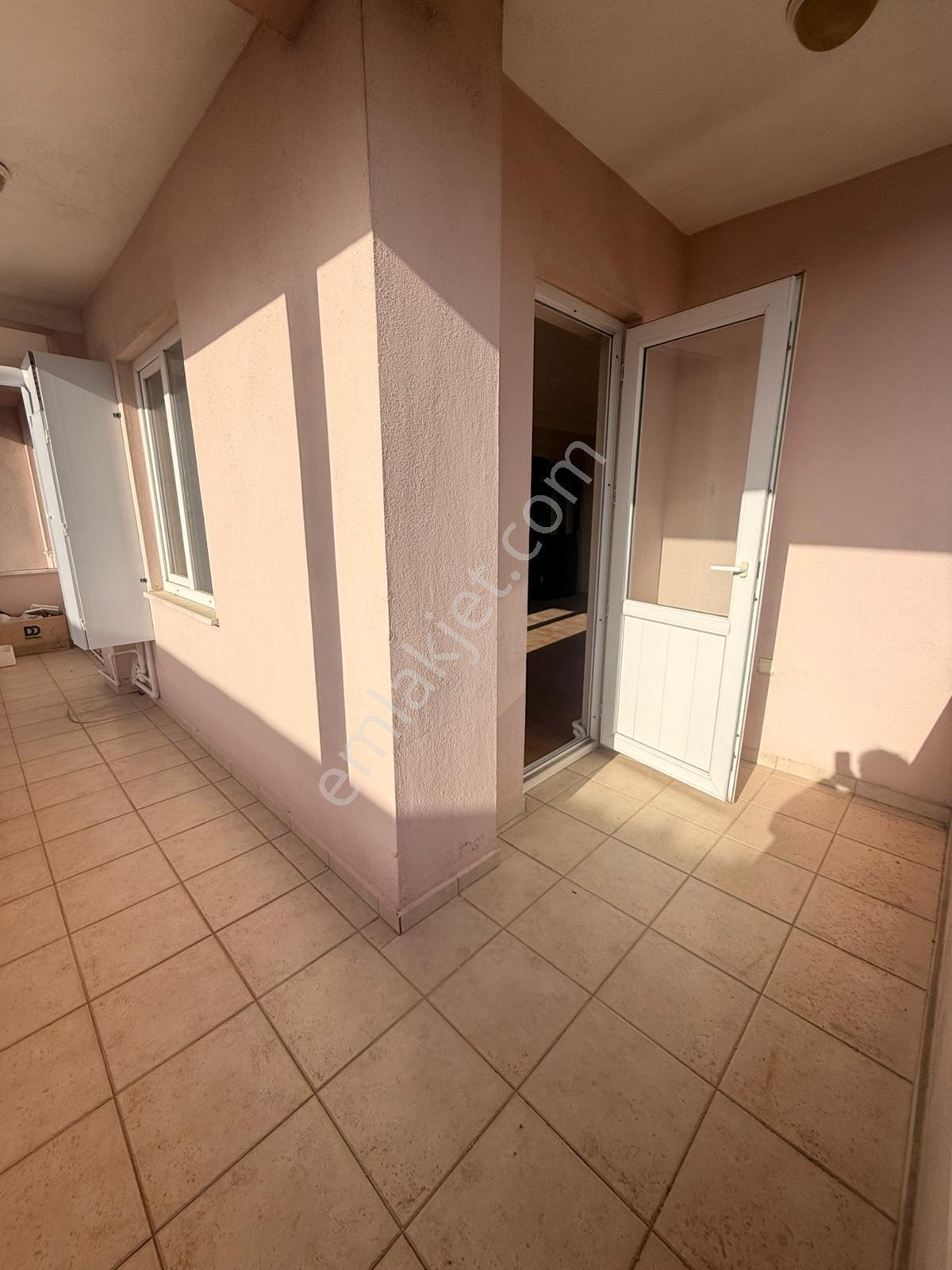 Muğla Muslihittin Mah. Kiralık 3+1 Asansörlü 145 M² Bakımlı - Görsel 14