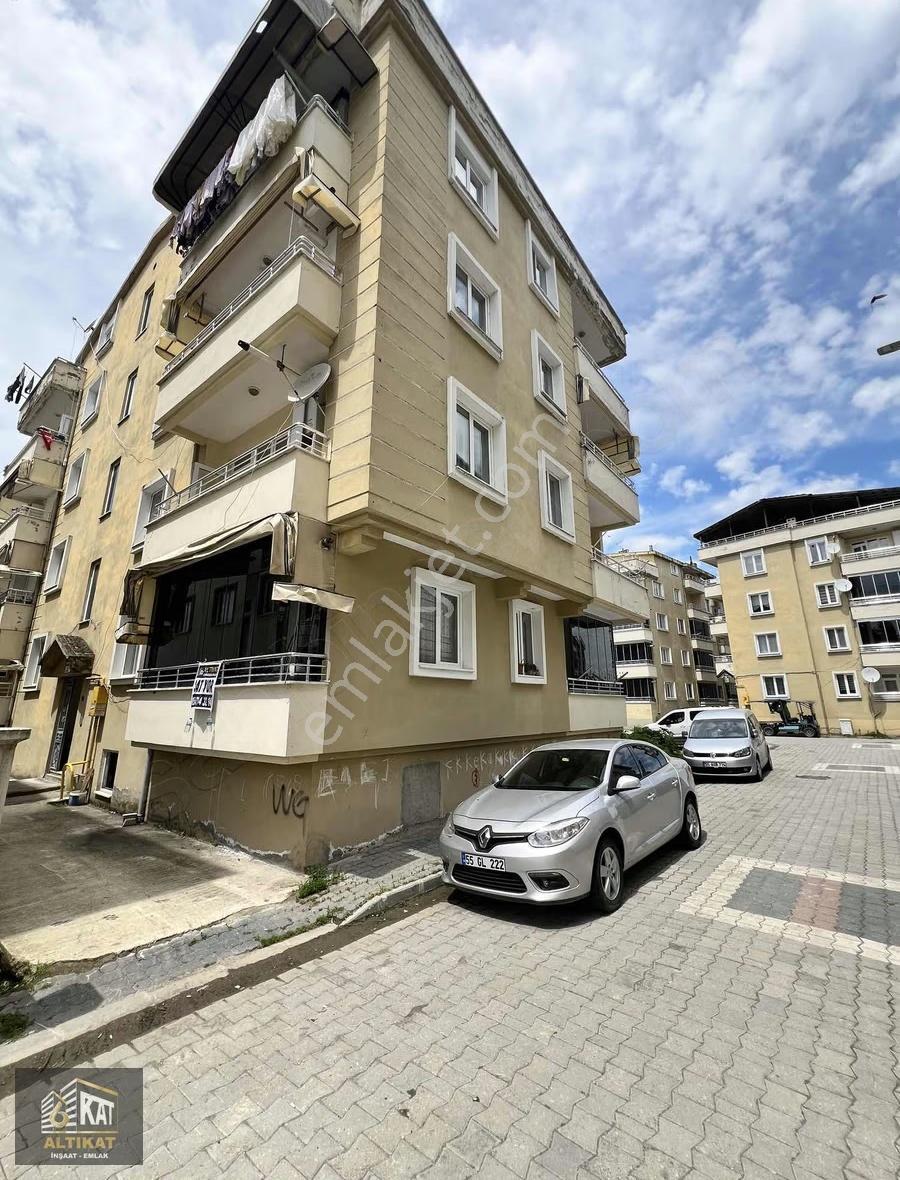 Altıkat Emlaktan 3+1 Masrafsız Daire - Görsel 8