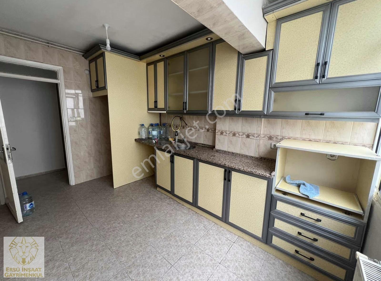 Ersü'den 3+1 Akevlerde Hastane Yakını Doğalgazlı Daire