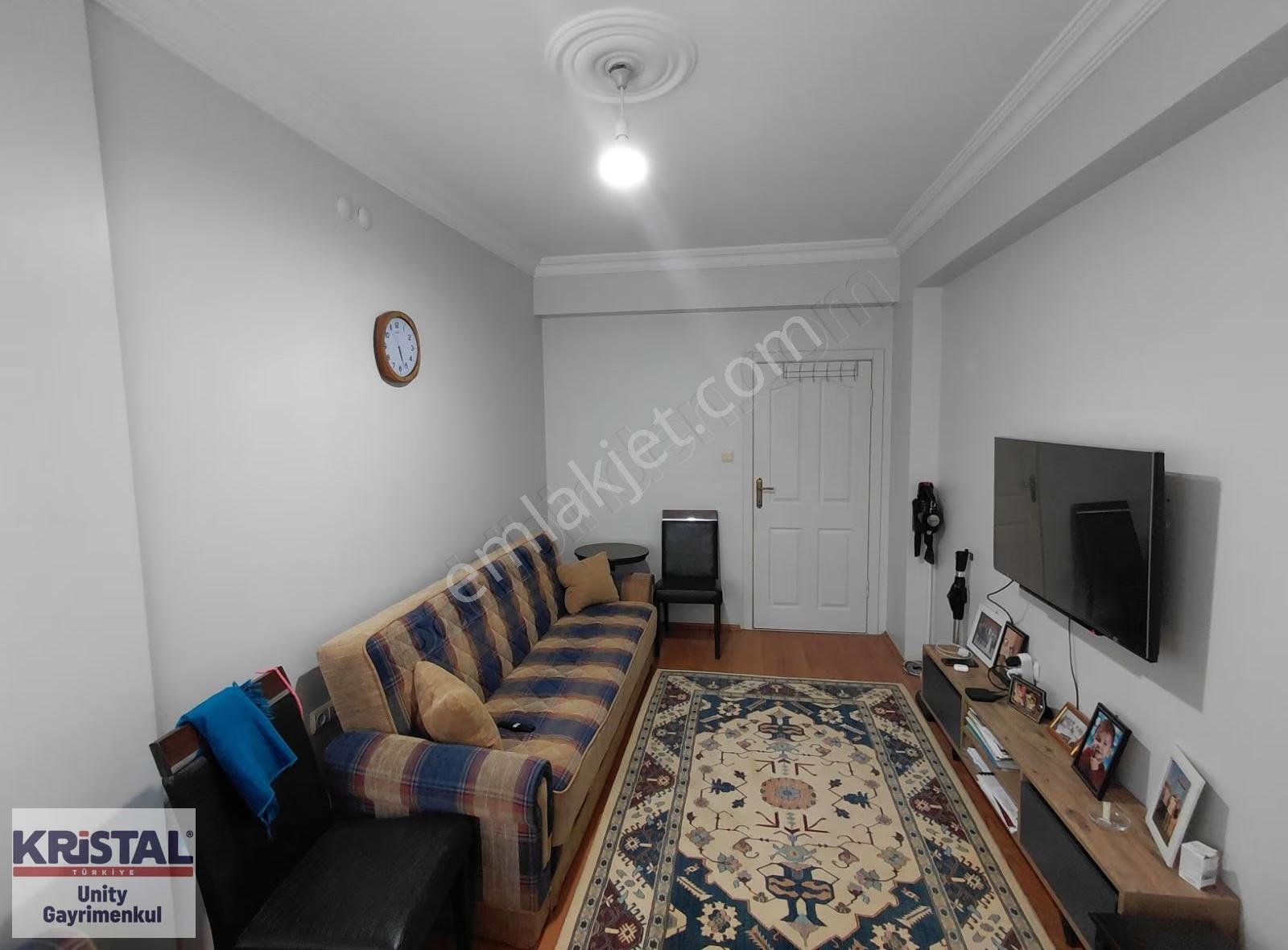 Bahçelievler'de Bakımlı Köşebaşı 3+1 Daire - Görsel 3