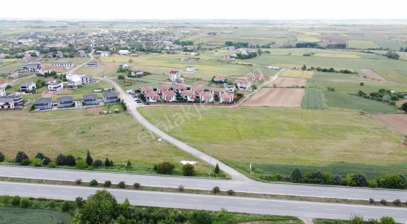 Kavaklı Merkezde 535 Metrekare İmarlı Arsa Villa Bölgesi - Görsel 2