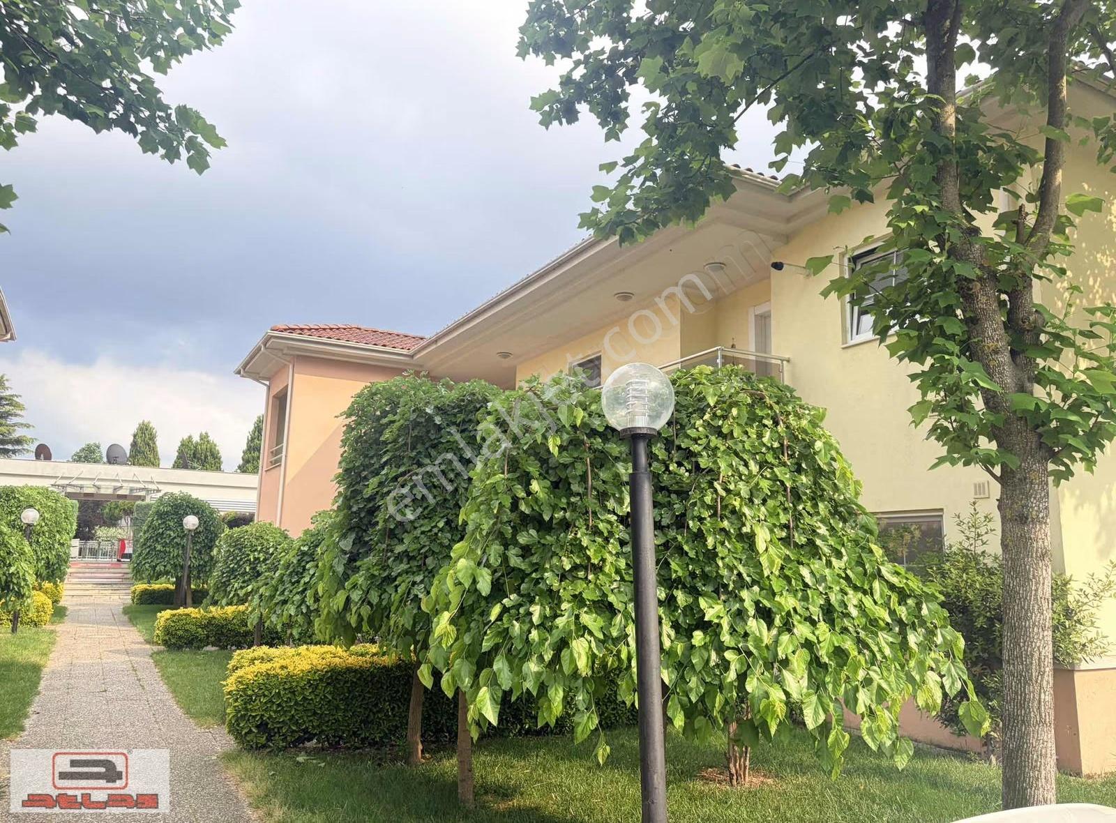Atlas'tan Villam 2'de Park Manzaralı,üst Kat Kiralık 3+1 Daire - Görsel 7