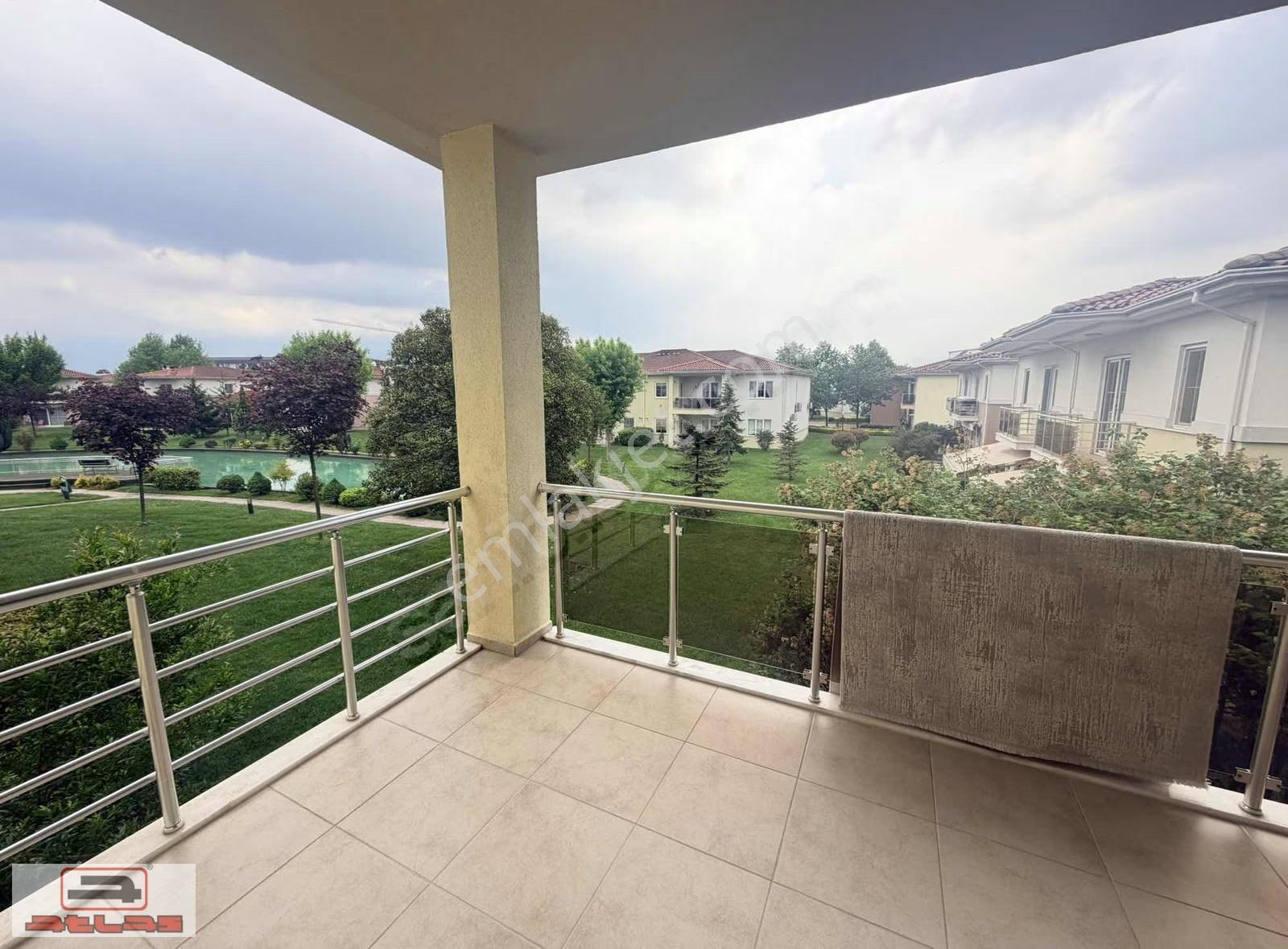 Atlas'tan Villam 2'de Park Manzaralı,üst Kat Kiralık 3+1 Daire - Görsel 24