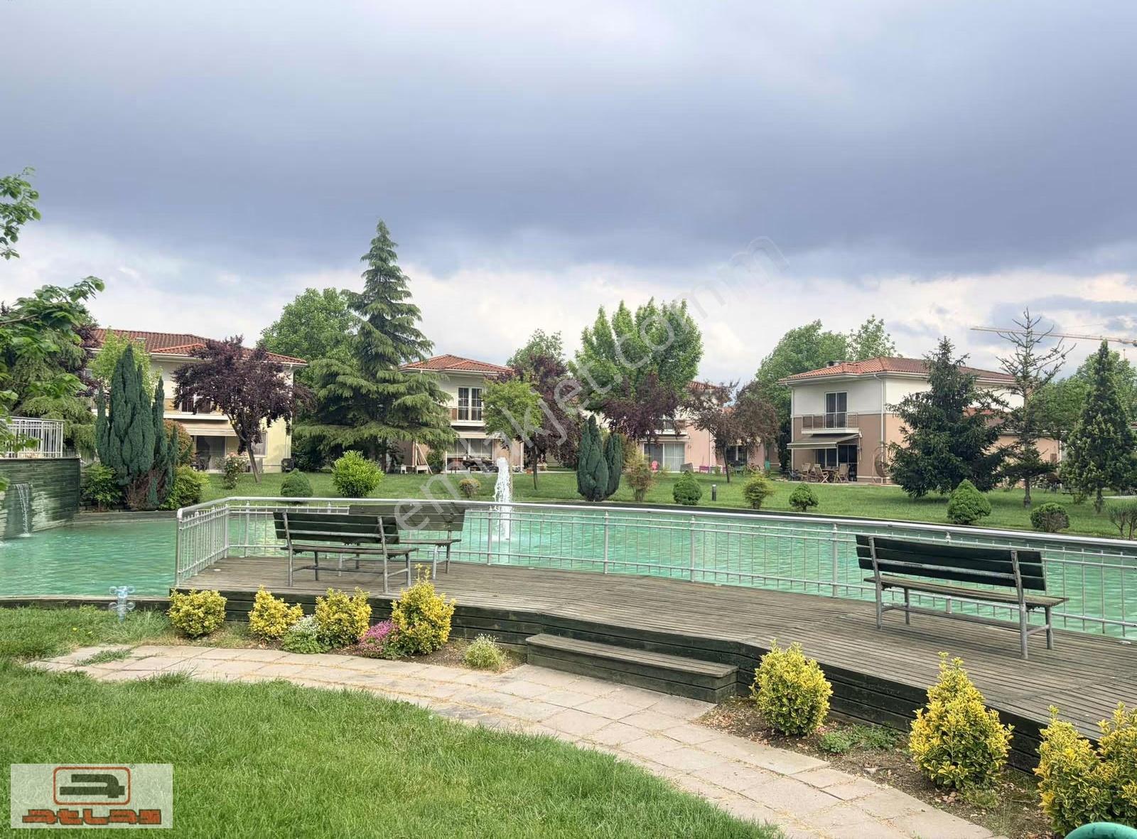 Atlas'tan Villam 2'de Park Manzaralı,üst Kat Kiralık 3+1 Daire - Görsel 15