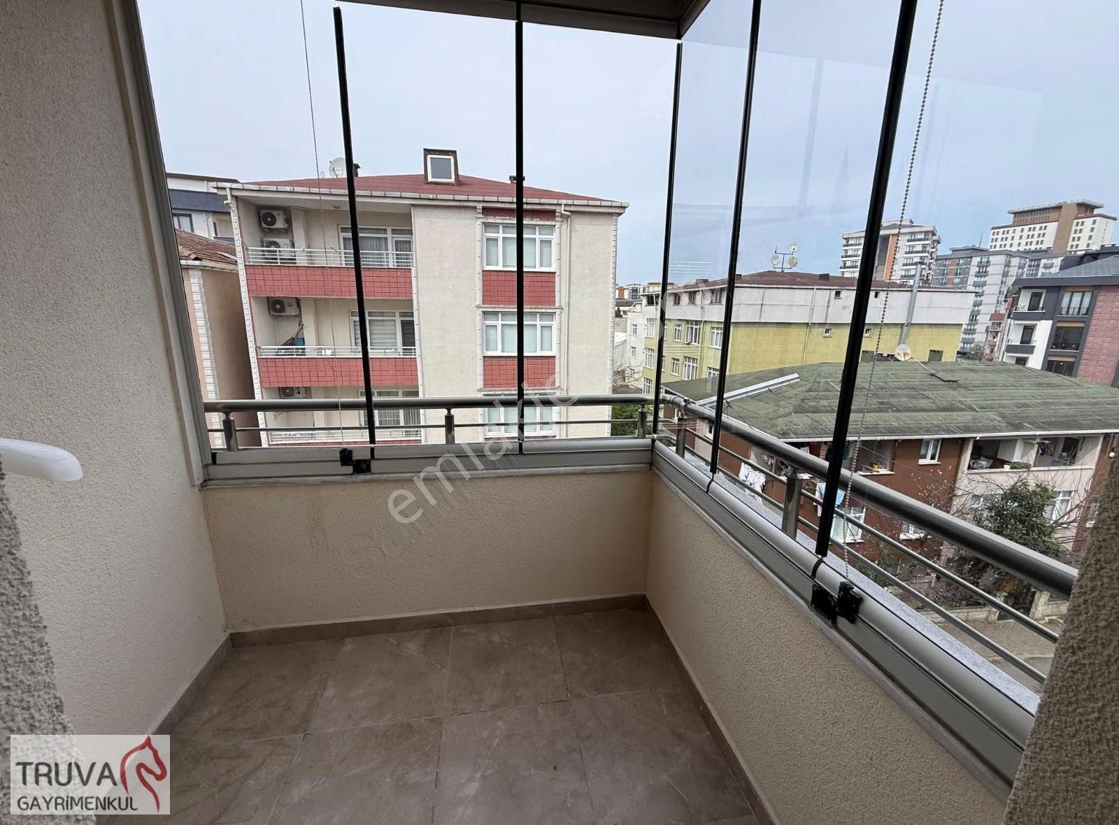 Kaçırılmayacak Fırsat 3+1 Çift Balkonlu 100m2 Net Daire - Görsel 13