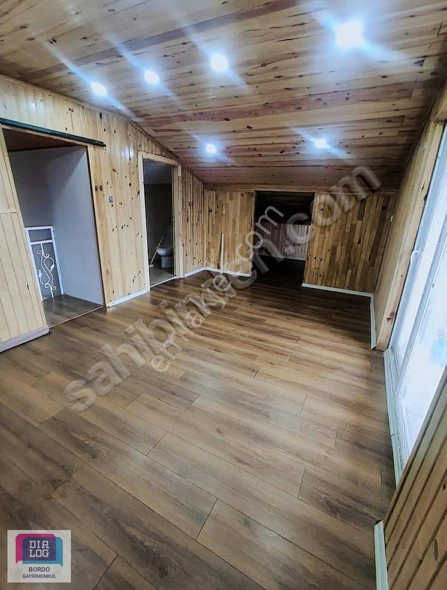 Pursaklar Abadanda Satılık Evli 500 M2 Arsa - Görsel 12