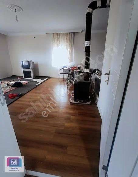 Pursaklar Abadanda Satılık Evli 500 M2 Arsa - Görsel 13