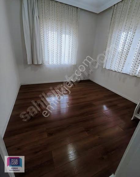 Pursaklar Abadanda Satılık Evli 500 M2 Arsa - Görsel 17