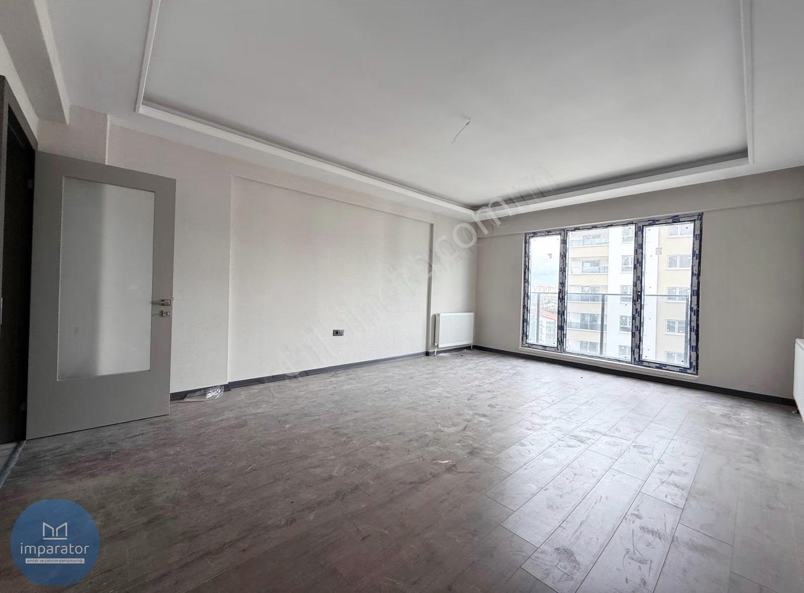 Ege'de / Panoramik Manzaralı / Sıfır / Arakat / Kiralık / 3+1 - Görsel 3