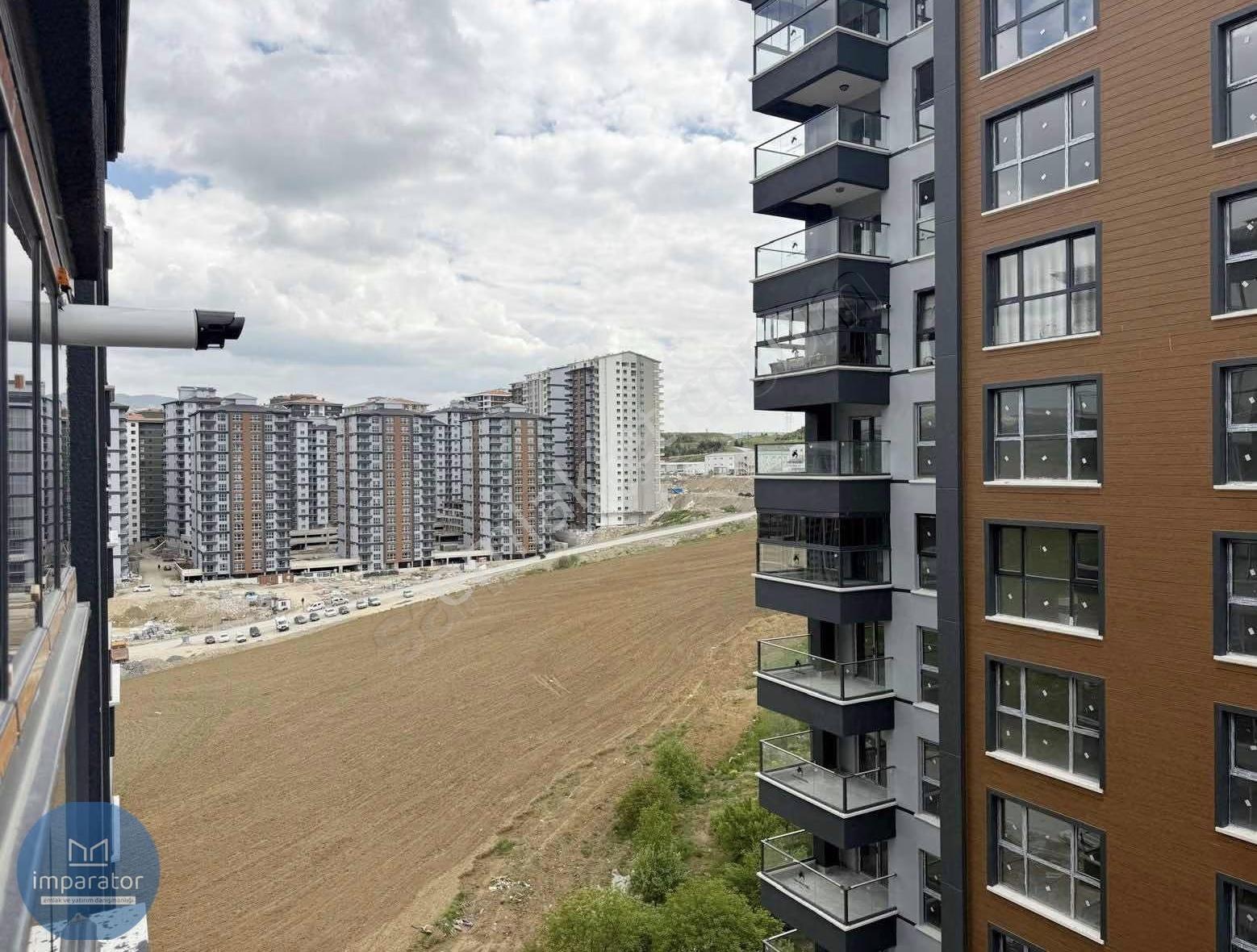 7/24 Güvenlikli Sitede/ Nata Vega Avm Yanı / Yüksek Kat/ 3+1
