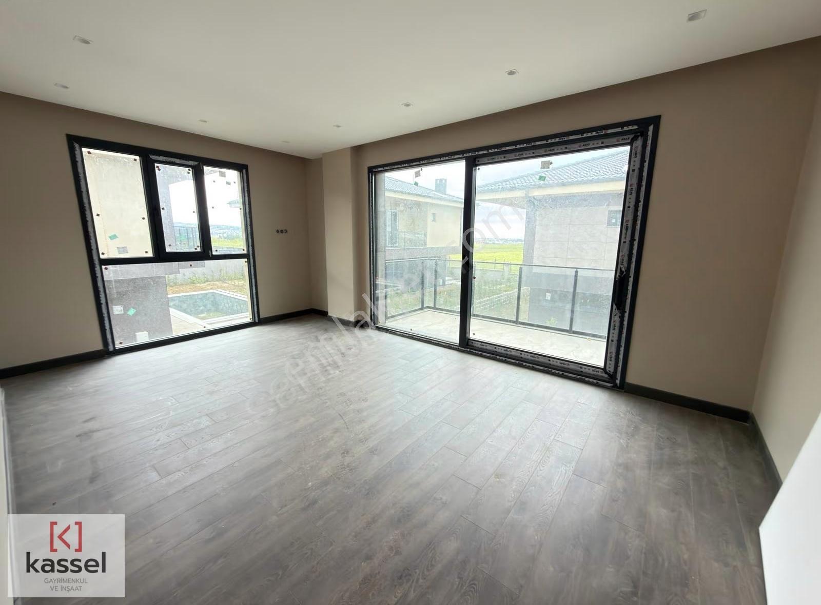 [kassel Yapı] Güvenlikli Sitede-450m2 Bahçe-özel Havuz-4+1 Villa - Görsel 8