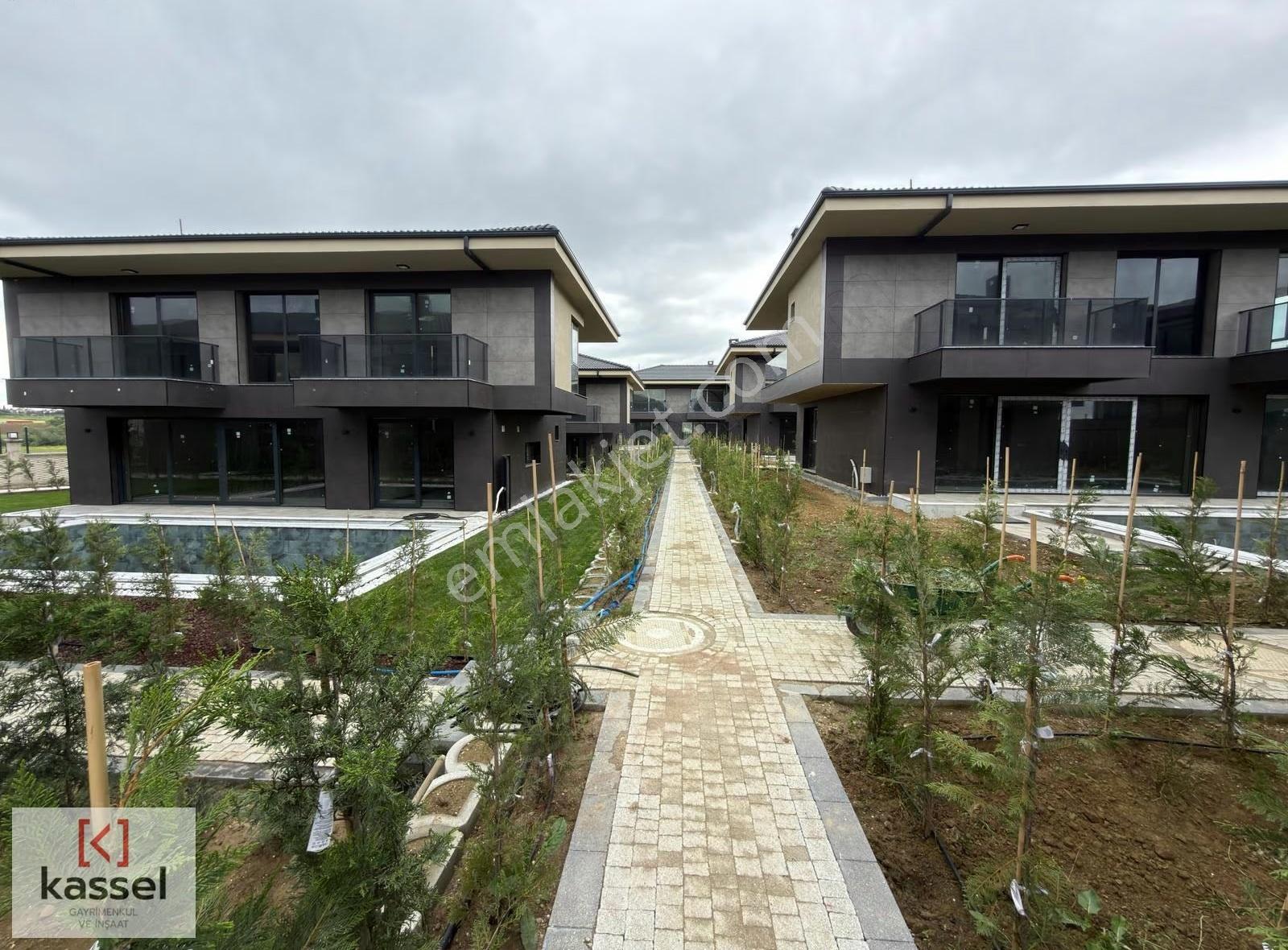 [kassel Yapı] Güvenlikli Sitede-450m2 Bahçe-özel Havuz-4+1 Villa - Görsel 11