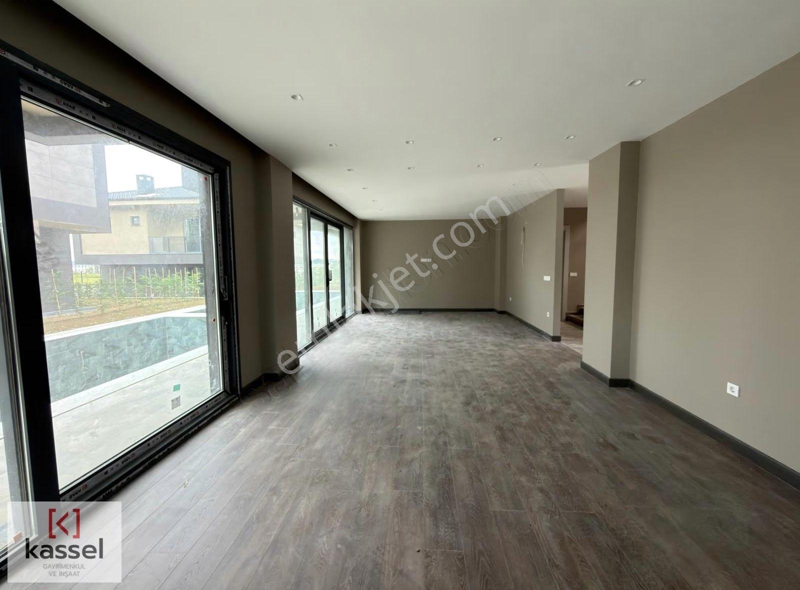 [kassel Yapı] Güvenlikli Sitede-450m2 Bahçe-özel Havuz-4+1 Villa - Görsel 3