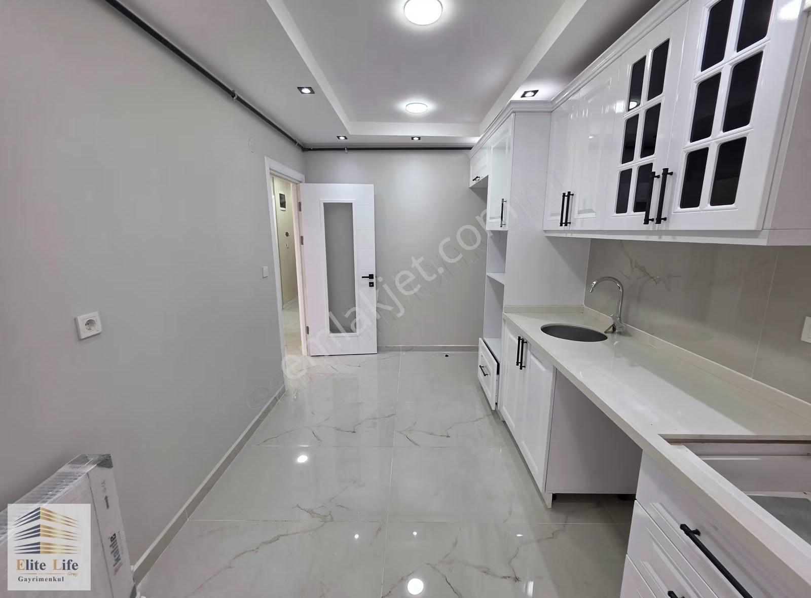 Çekmeköy Merkez'de 90 M² Özel Bahçeli Takaslı Kaçırılmayacak - Görsel 9